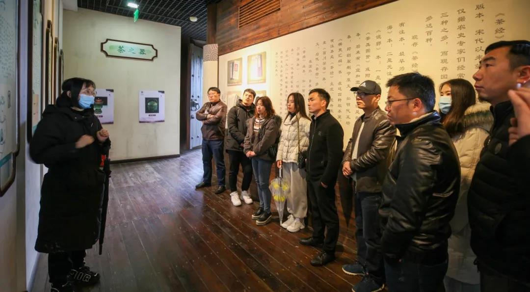 1618451659580845.jpg 1618451659580845.jpg