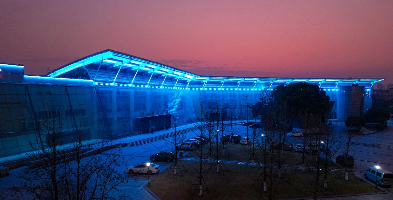 1695431896815862.jpg 1695431896815862.jpg