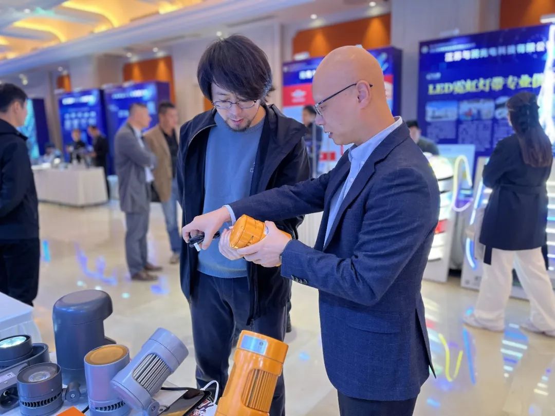 1700031404369385.jpg 1700031404369385.jpg