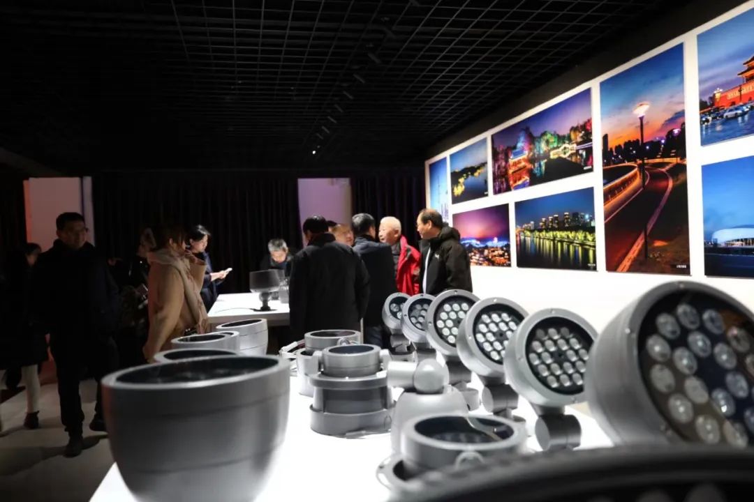 1702881827710745.jpg 1702881827710745.jpg