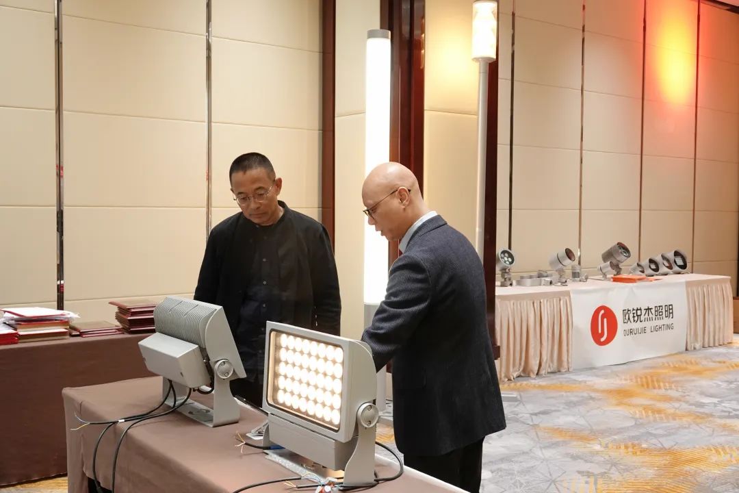 1743053634146594.jpg 1743053634146594.jpg