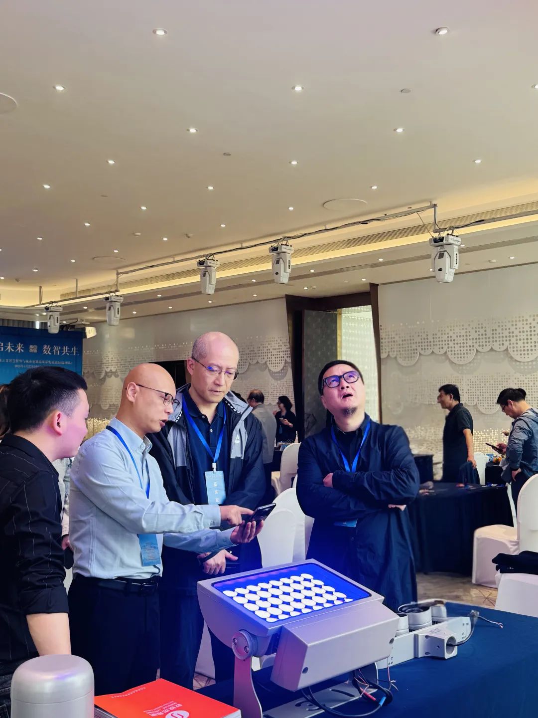 1745715618470235.jpg image7_640.jpg