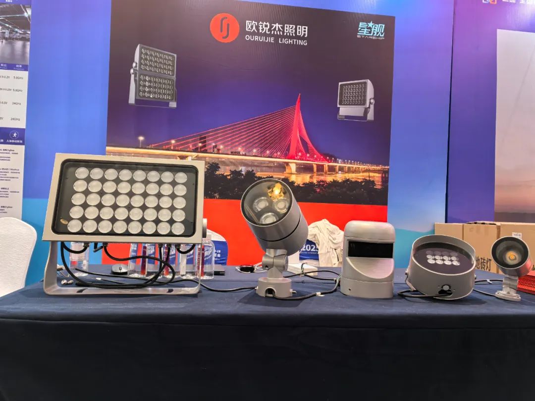 1751245907158964.jpg image6_640.jpg