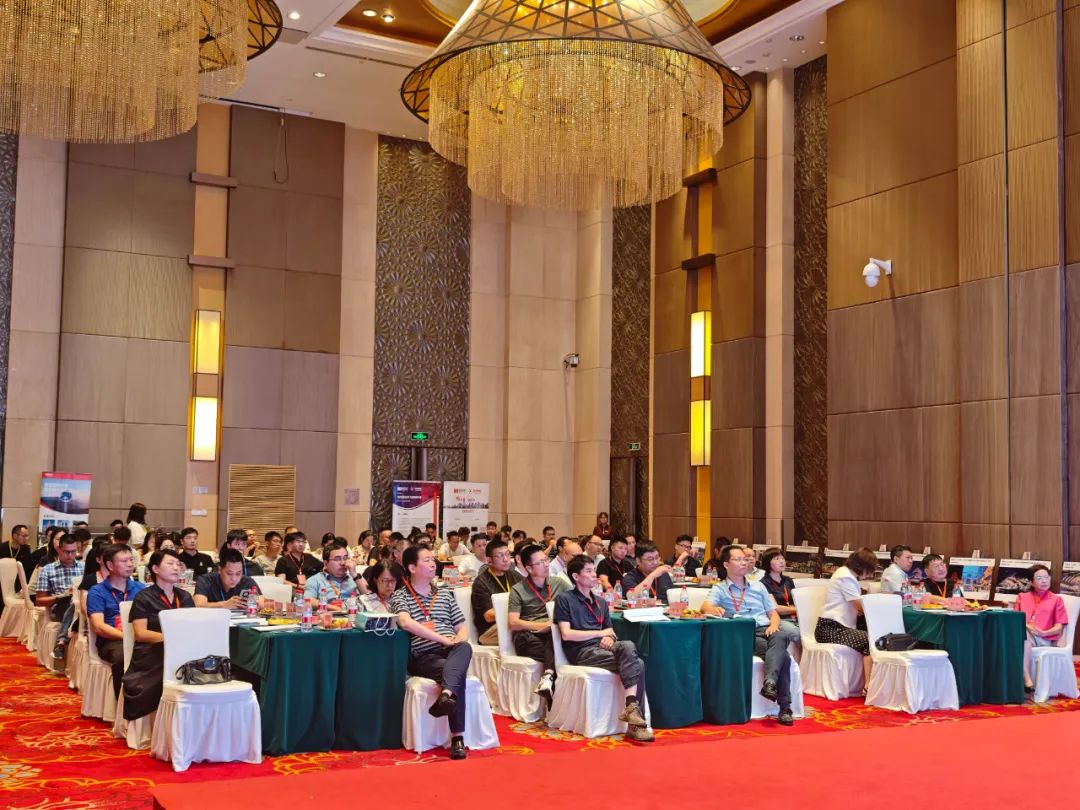 1752459881349427.jpg image2_640.jpg