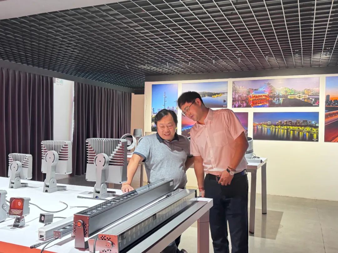 1753144802171119.jpg 1753144802171119.jpg