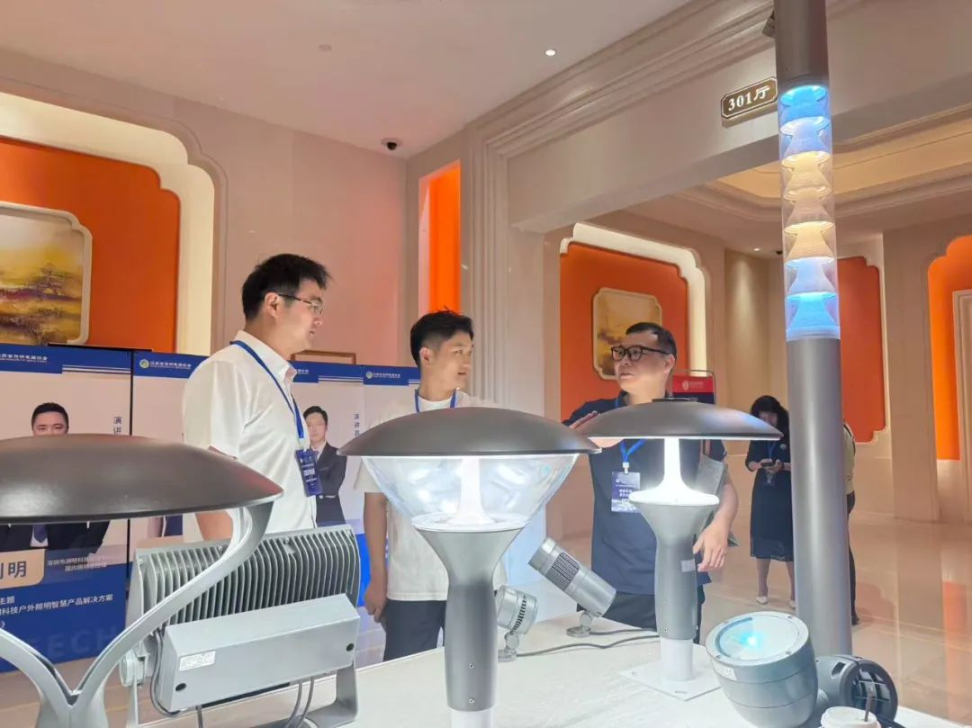 1756447259266076.jpg image4_640.jpg