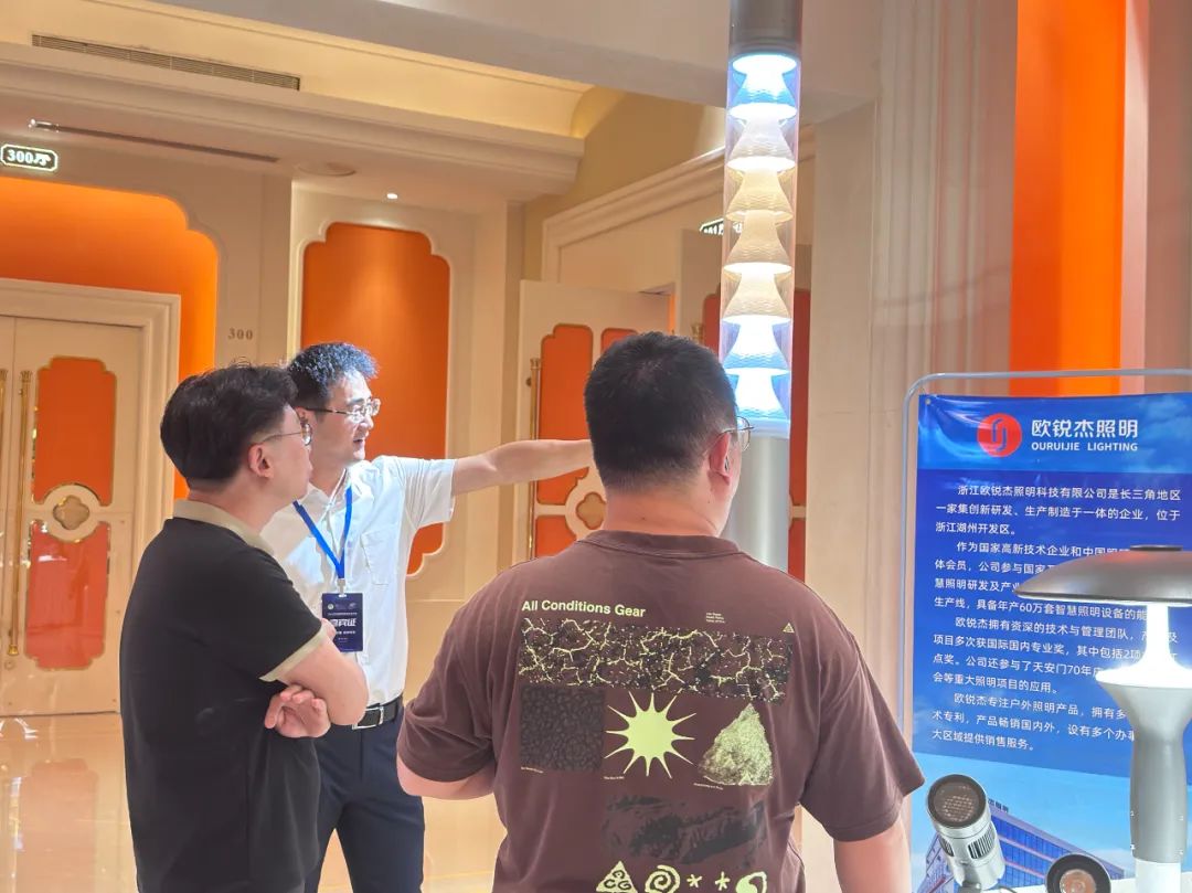 1756447284989855.jpg image6_640.jpg