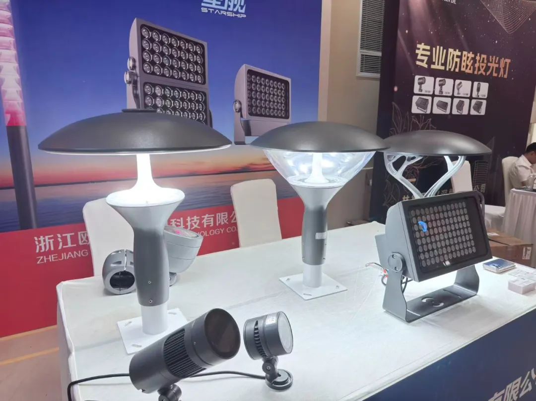 1756447365588852.jpg image12_640.jpg